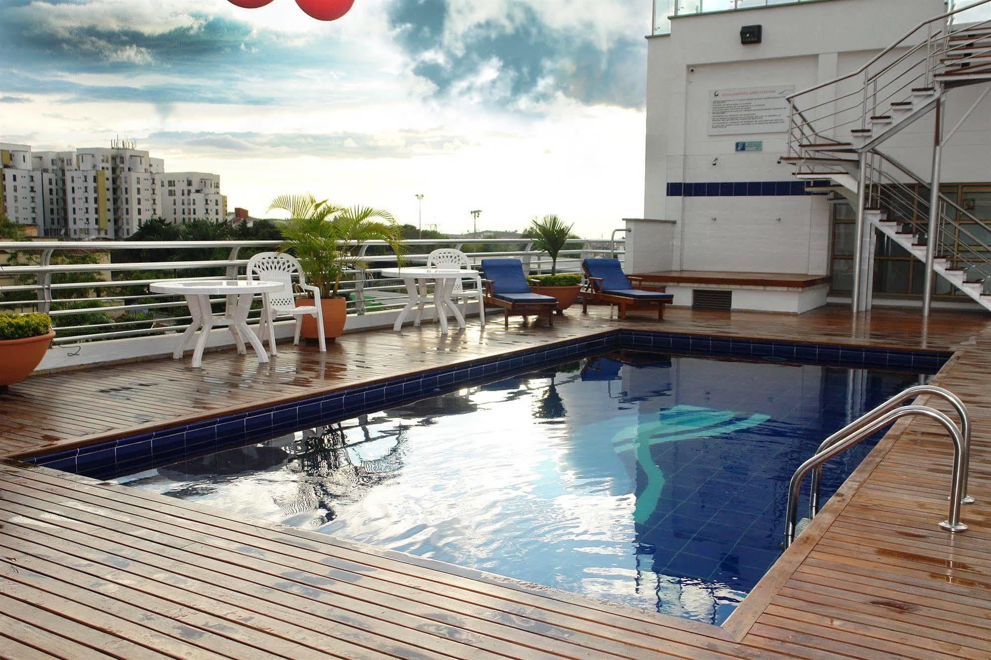 Top Deck Hotel Перейра Экстерьер фото